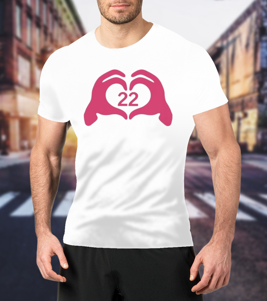 Feelin 22 Pink Heart Hands Gesture T-Shirt