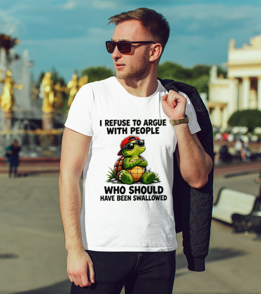 I Refuse To Argue Cool Turtle Red Hat Sunglasses Retro Fun T-Shirt