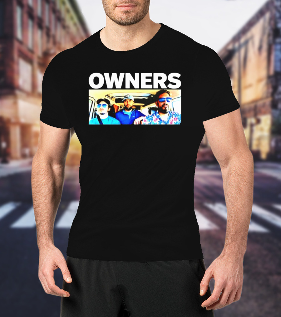 Owners Van Life Road Trip Friends Adventure Travel T-Shirt