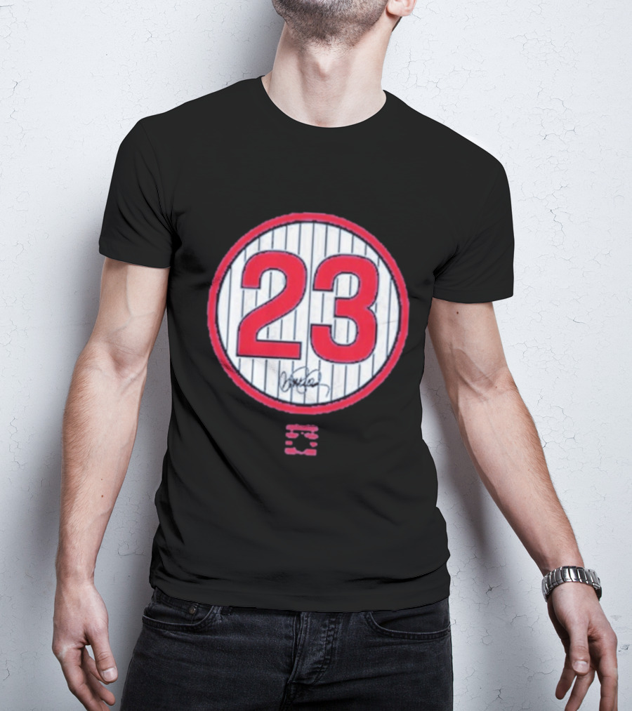 Ryne Sandberg 23 MLB Legend Signature T-Shirt