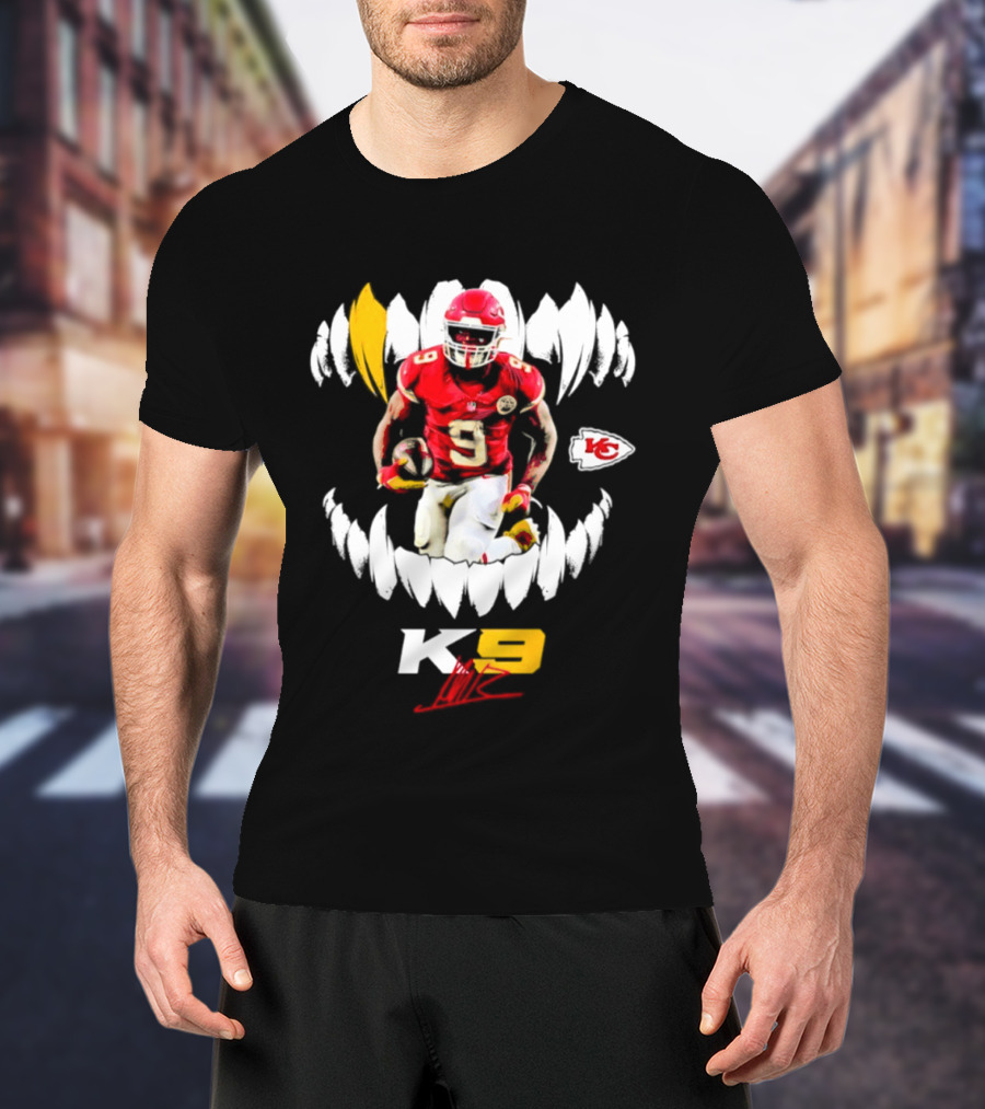 Kansas City Chiefs K9 Kenneth Walker III Football Teeth T-Shirt
