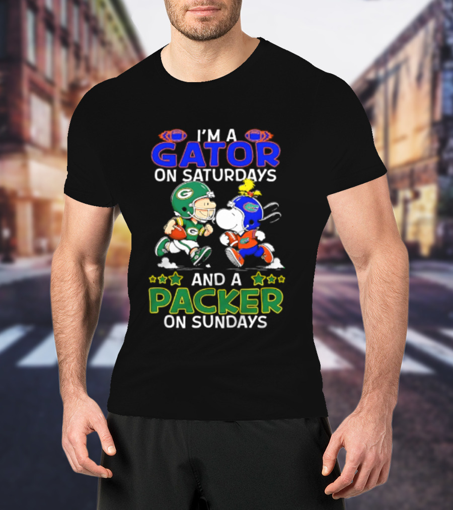 I'm A Gator On Saturdays And A Packer On Sundays Peanuts Football Charlie Brown Snoopy T-Shirt