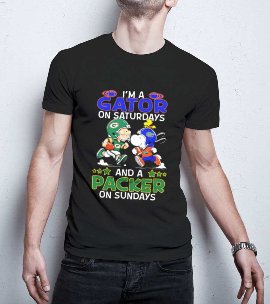 I'm A Gator On Saturdays And A Packer On Sundays Peanuts Football Charlie Brown Snoopy T-Shirt