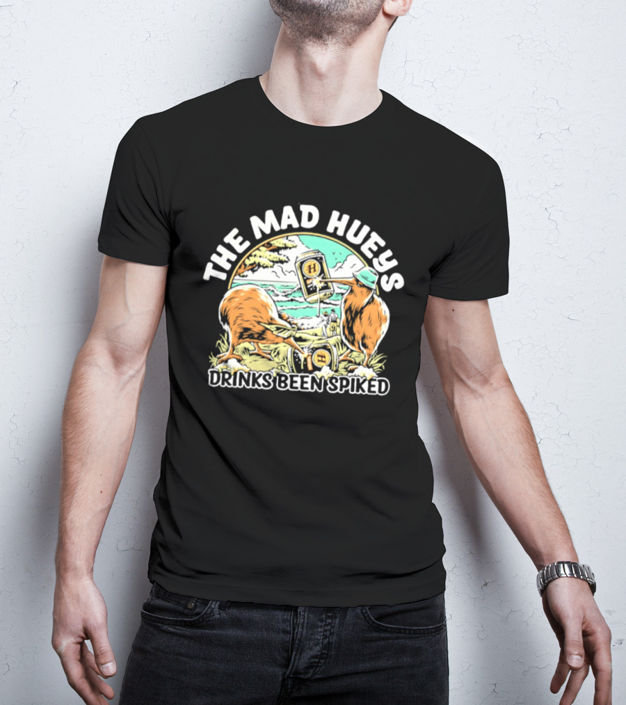 The Mad Hueys Drinks Been Spiked Kiwi Bird Surfing Beach Scene T-Shirt