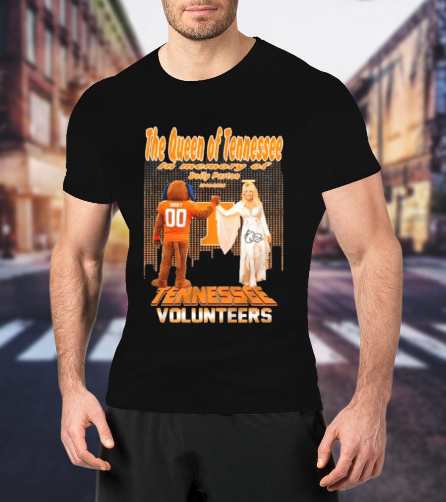 The Queen Of Tennessee In Memory Of Dolly Parton Smoky Tennessee Volunteers 1946 2026 T-Shirt