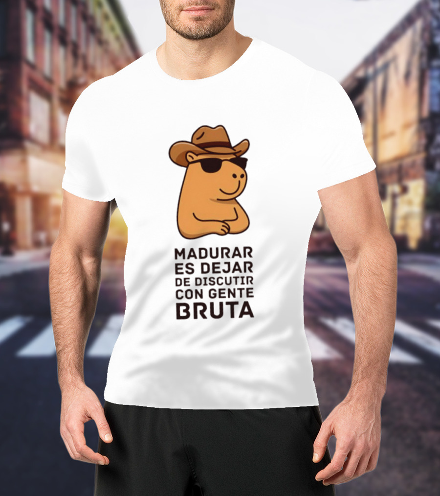 Capybara Madurar Es Dejar De Discutir Con Gente Bruta Cowgirl Hat Sunglasses T-Shirt