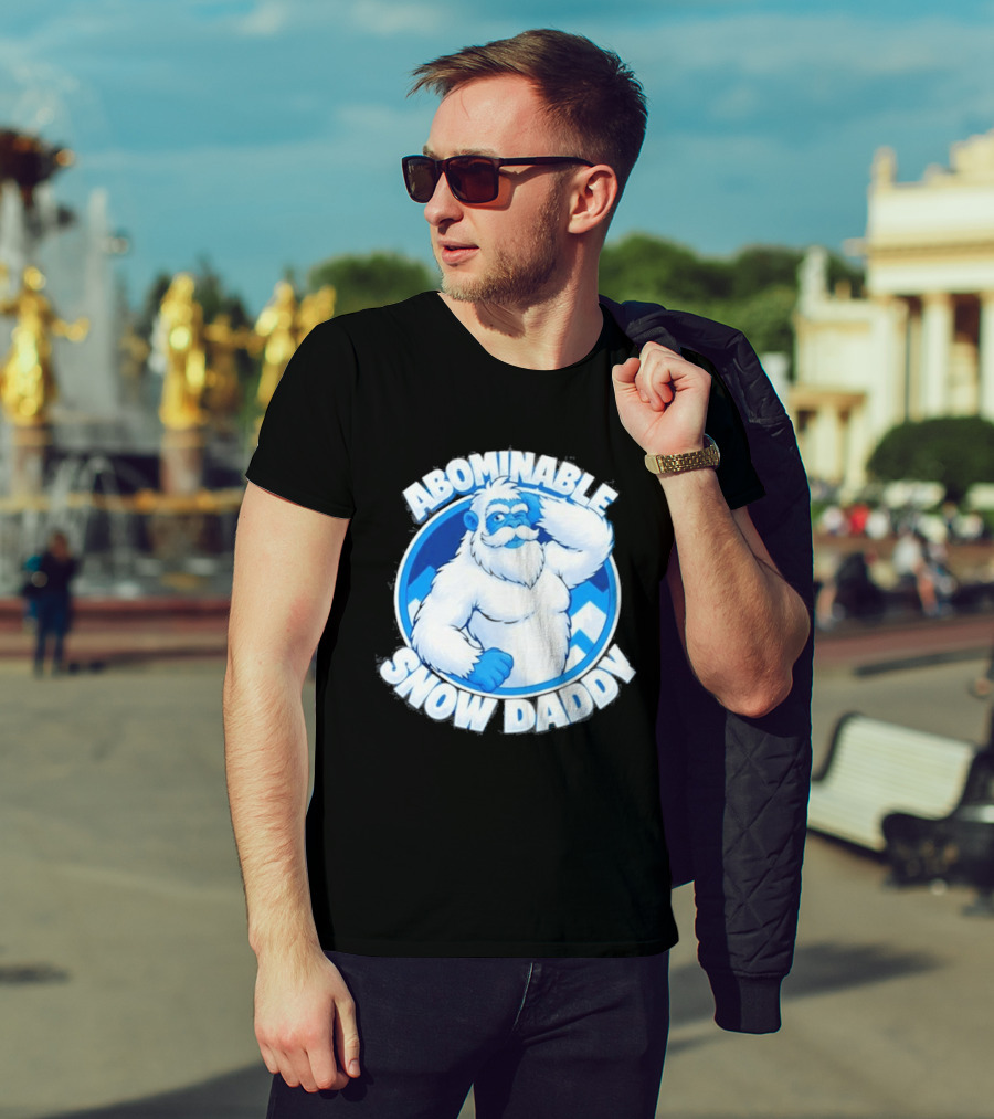 Abominable Snow Daddy Yeti Bigfoot Sasquatch Ice Blue Circle T-Shirt