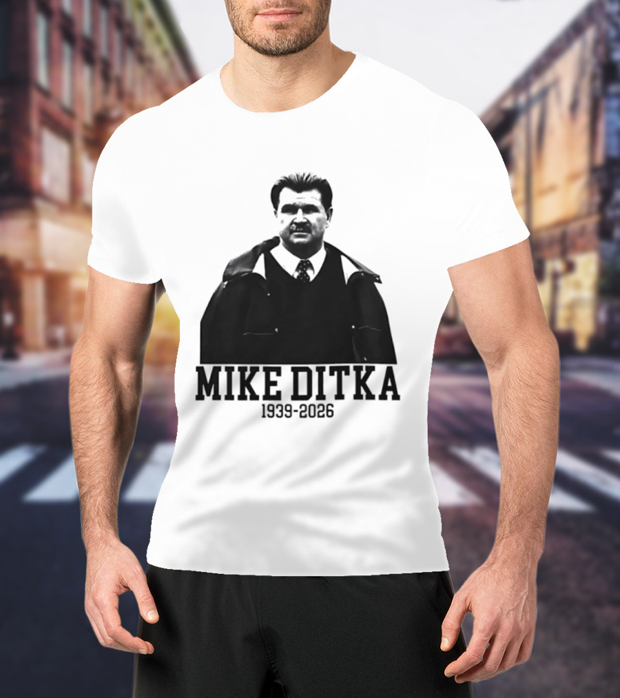 Mike Ditka Chicago Bears 1939 2026 Memoriam Football T-Shirt
