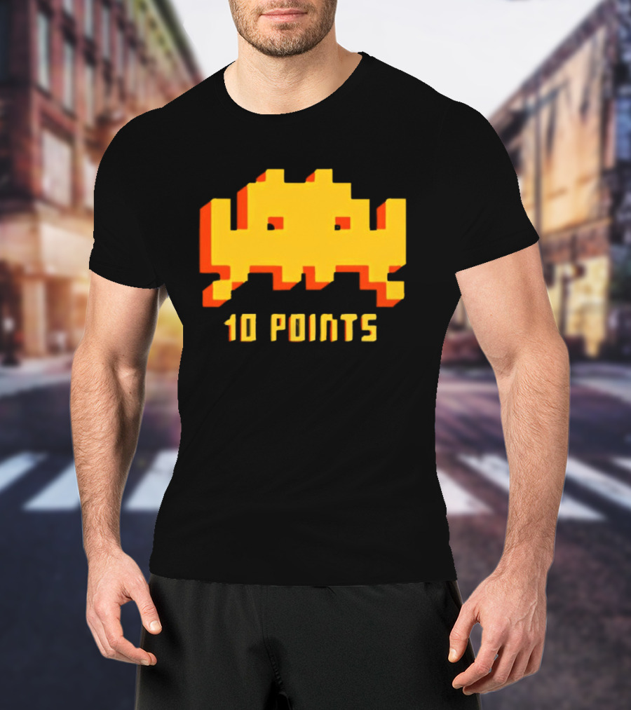 Roy IT Crowd Space Invader 10 Points Game Reference T-Shirt