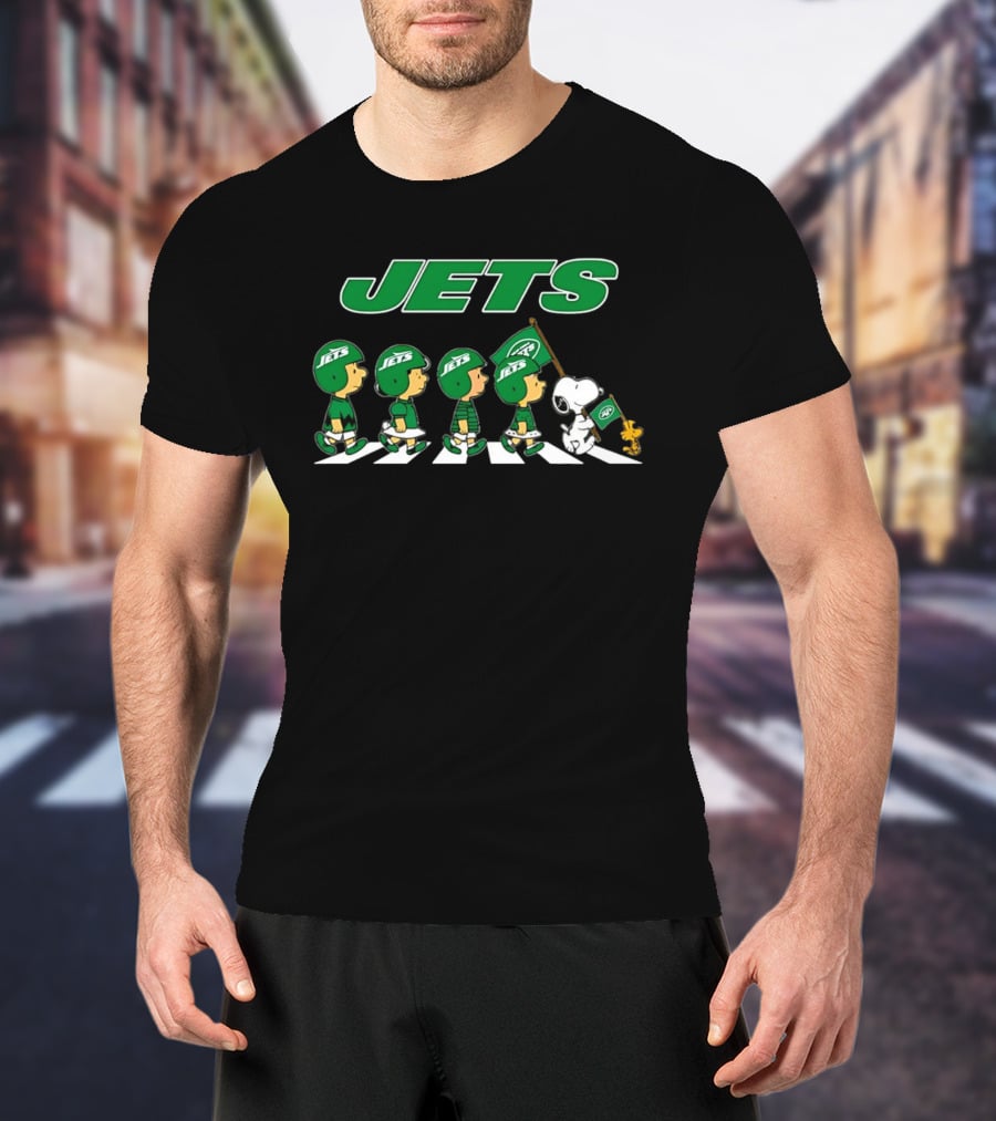 Peanuts New York Jets Snoopy Woodstock Football Abbey Road Parade T-Shirt