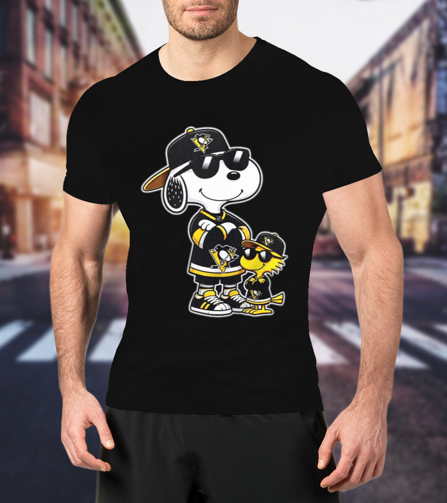Snoopy Woodstock Pittsburgh Penguins NHL 2026 Sports Fan Collaboration T-Shirt