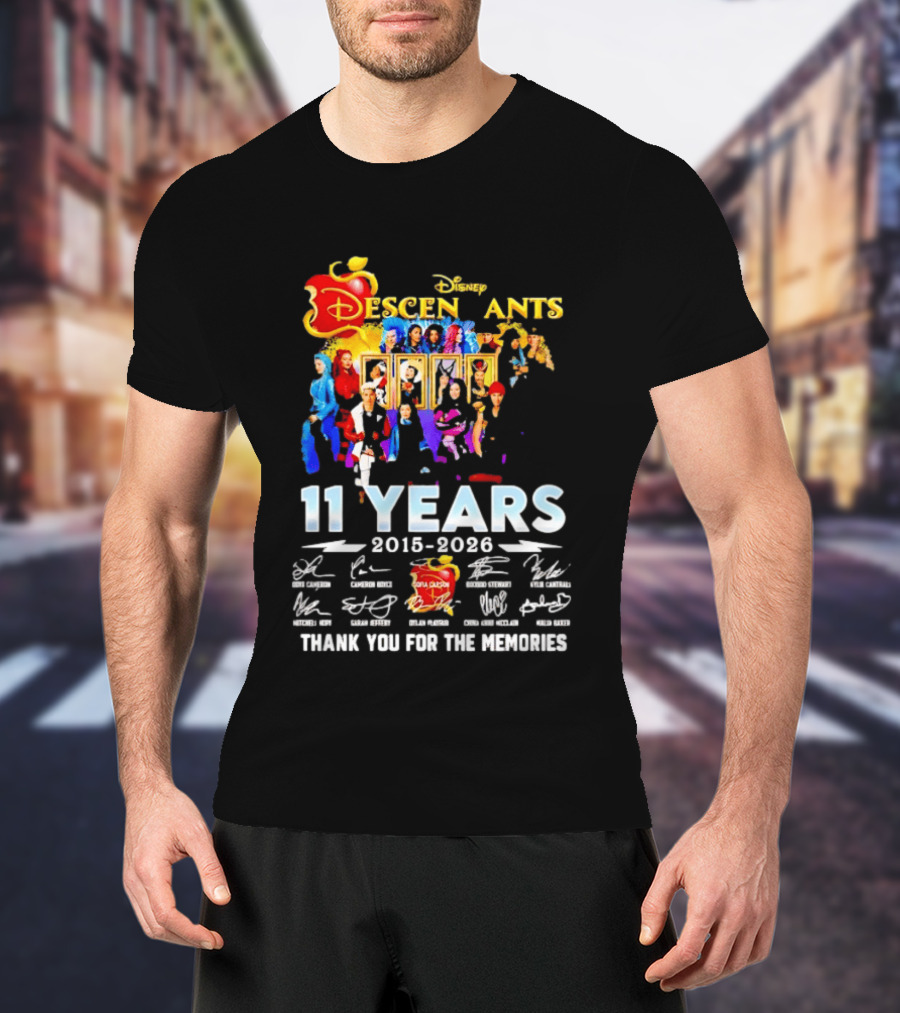 Disney Descendants 11 Years 2015 2026 Thank You For The Memories Signatures T-Shirt