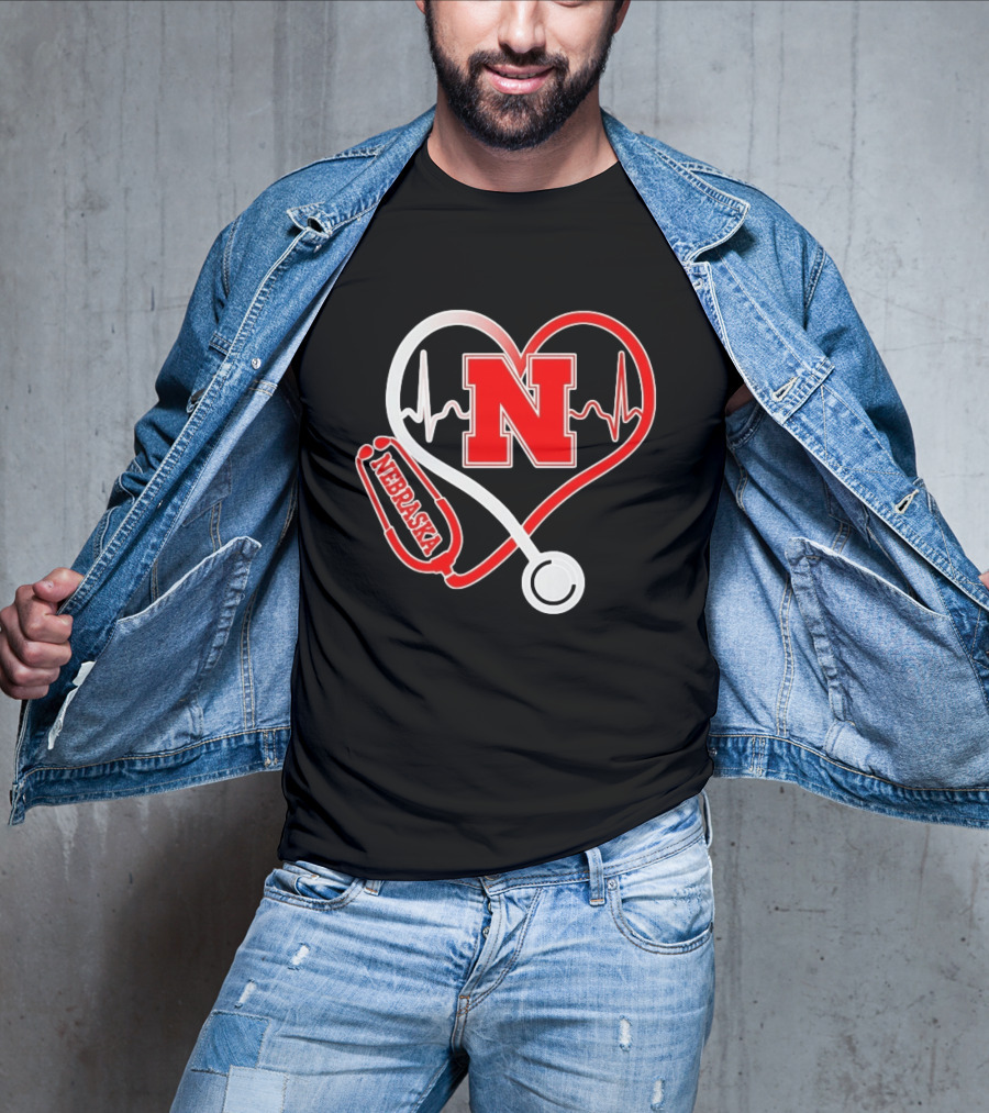 Nebraska Cornhuskers Heartbeat Stethoscope Love Nurse T-Shirt