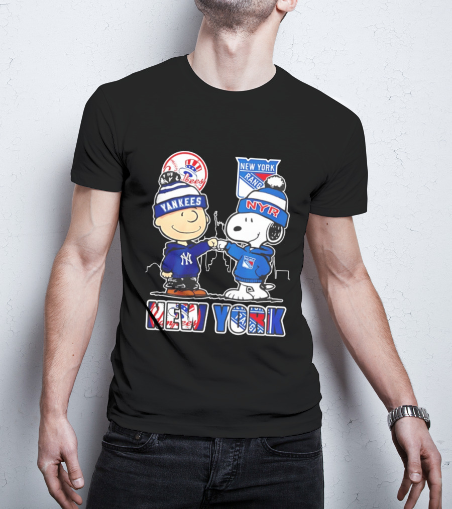 New York Yankees Vs Rangers Charlie Brown Snoopy Fan Gear T-Shirt