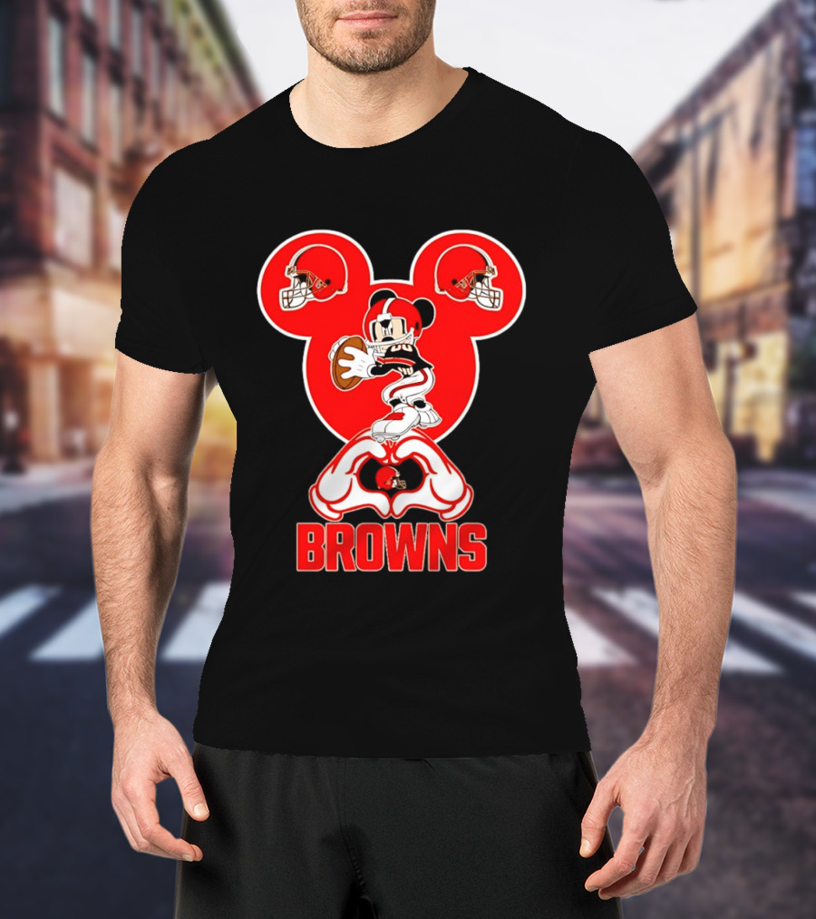 Cleveland Browns Mickey Mouse Football Quarterback Love T-Shirt