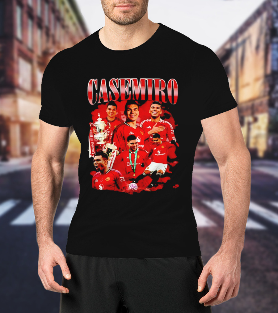 Casemiro Manchester United Trophy Celebrations Retro Football T-Shirt