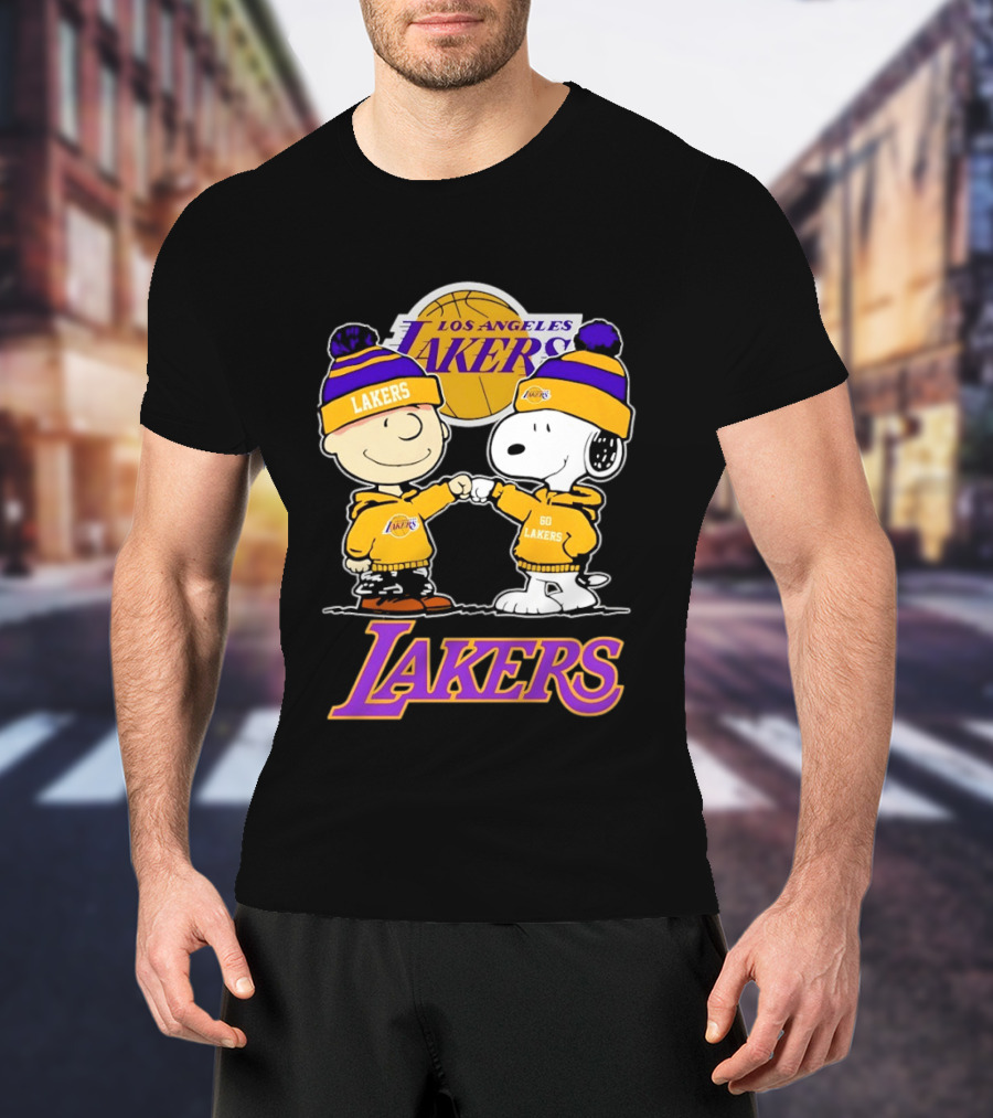 Charlie Brown Snoopy Fist Bump Los Angeles Lakers Basketball Fan Gear T-Shirt
