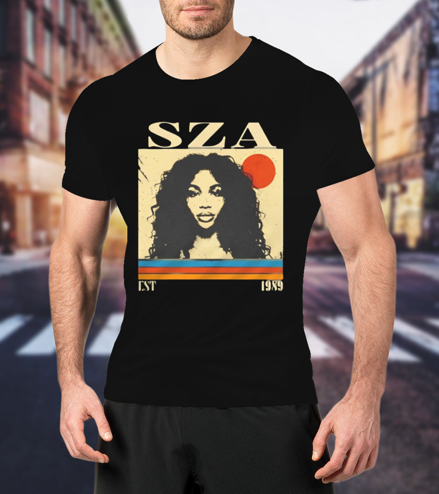 SZA EST 1989 Vintage Style Portrait With Retro Sun And Stripes T-Shirt