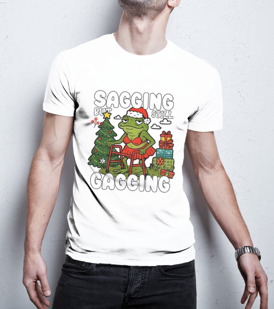 Sagging But Still Gagging Frog Santa Hat Christmas Tree Presents T-Shirt