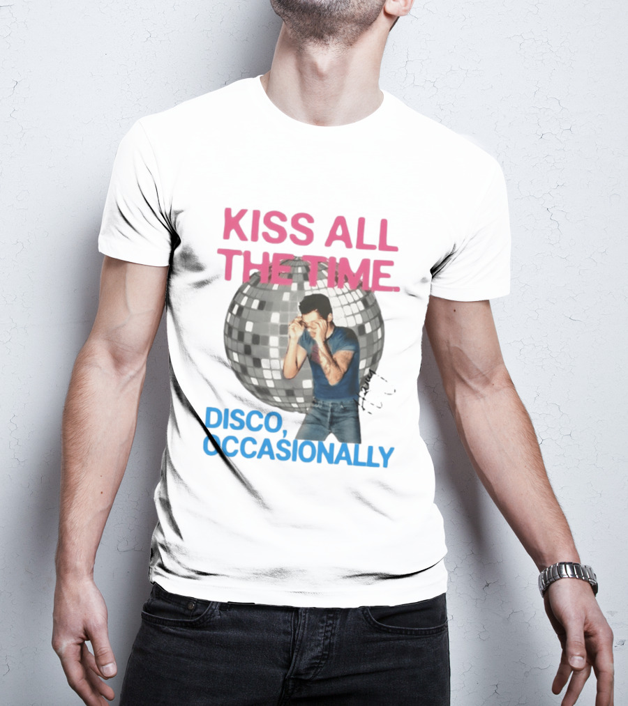 Kiss All The Time Disco Occasionally Retro Style Music Dance T-Shirt