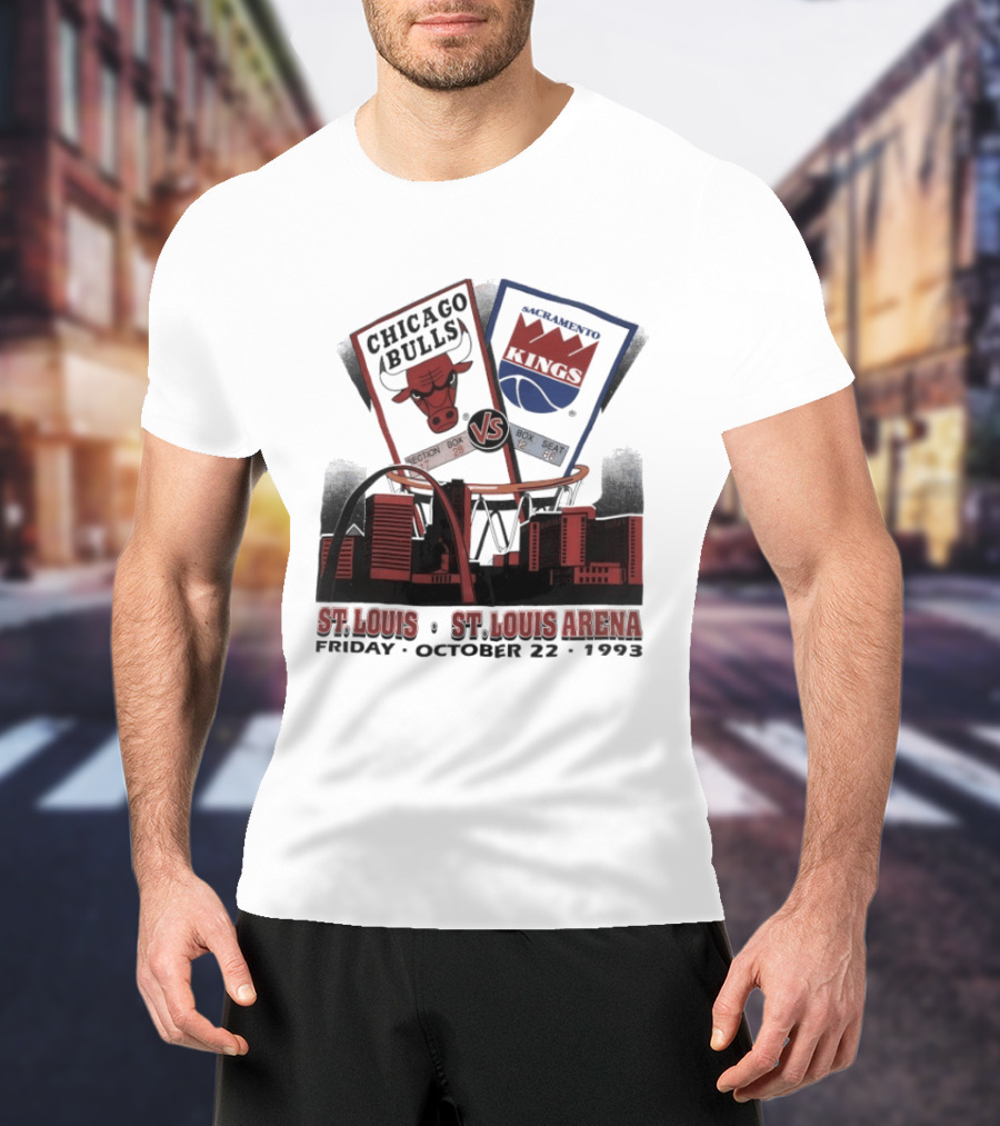 Chicago Bulls Vs Sacramento Kings St Louis St Louis Arena Friday October 22 1993 T-Shirt