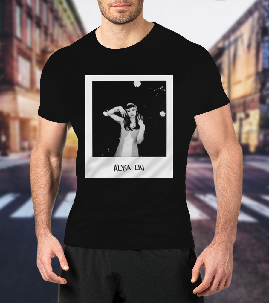 Laufey Alysa Liu 2026 Vintage Monochrome Photography T-Shirt