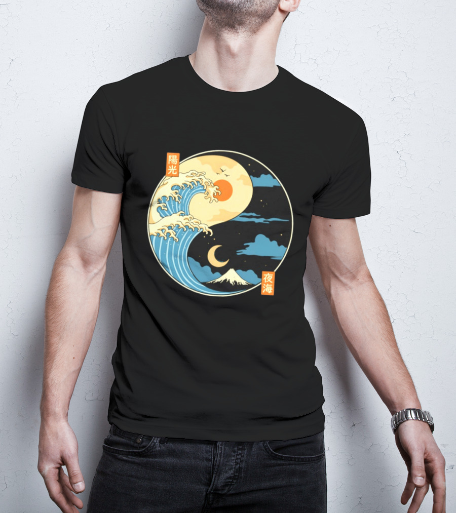 The Great Wave Off Kanagawa And Mount Fuji Yin Yang Sun And Moon Balance T-Shirt