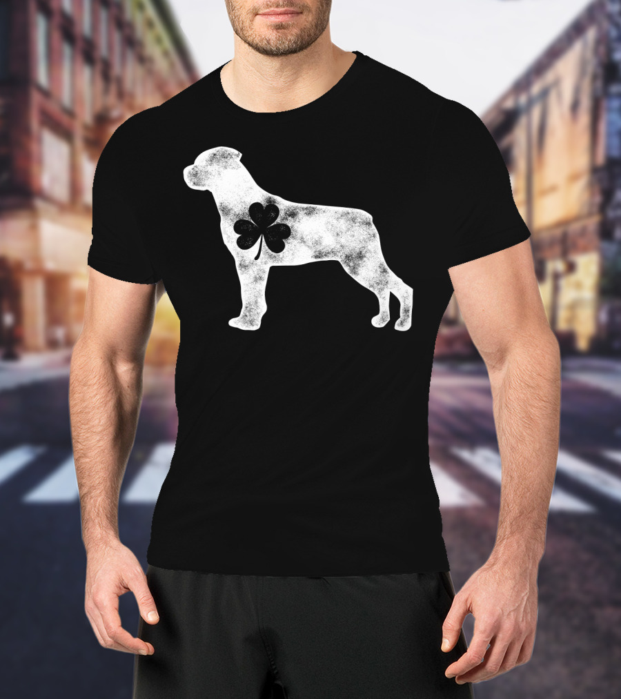 Rottweiler Shamrock St Patricks Day Dog Lover Men T-Shirt