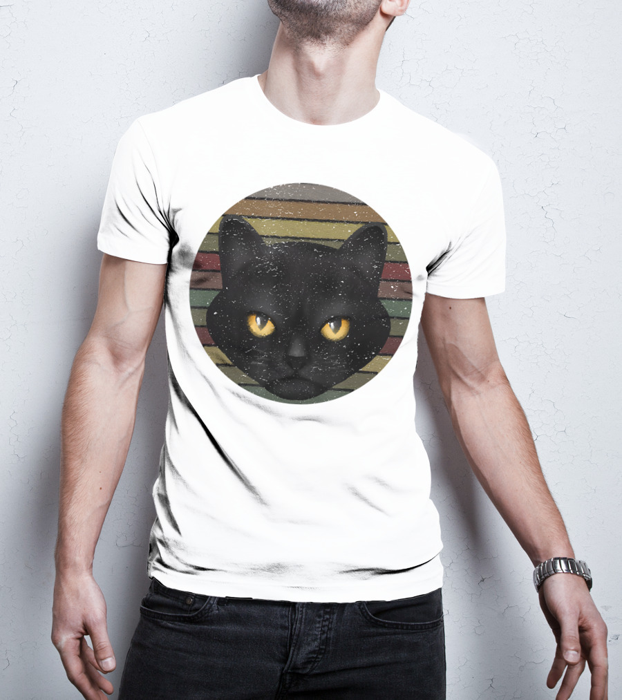 Realistic Cat Black Face On Retro Striped Circle T-Shirt