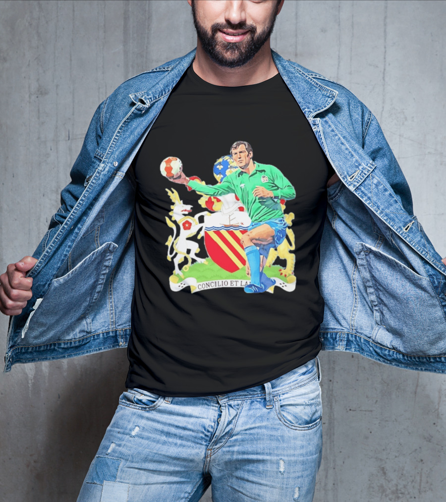 Joe Corrigan Manchester City Goalkeeper Concilio Et Labore Crest T-Shirt