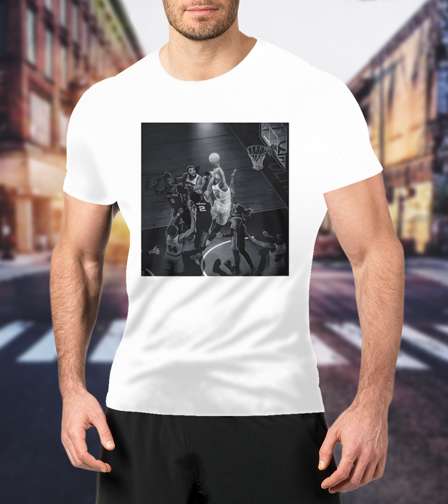 Jalen Brunson Karl Anthony Towns New York Knicks Vs San Antonio Spurs NBA Basketball Action T-Shirt