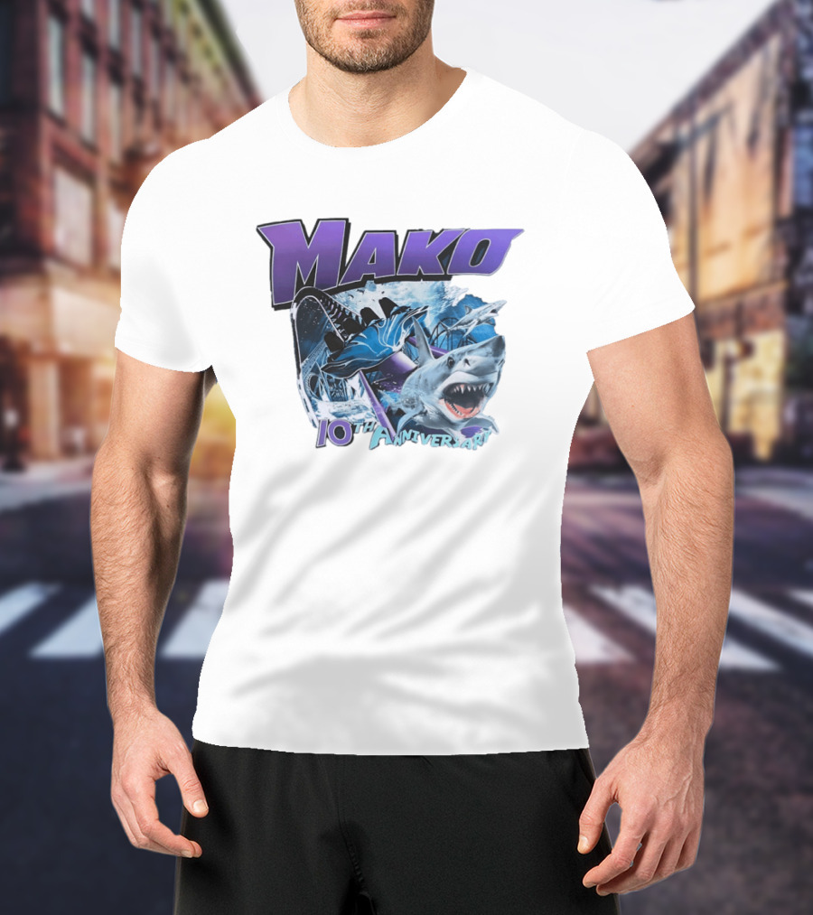 Mako 10th Anniversary SeaWorld Roller Shark Underwater Ocean Adventure T-Shirt