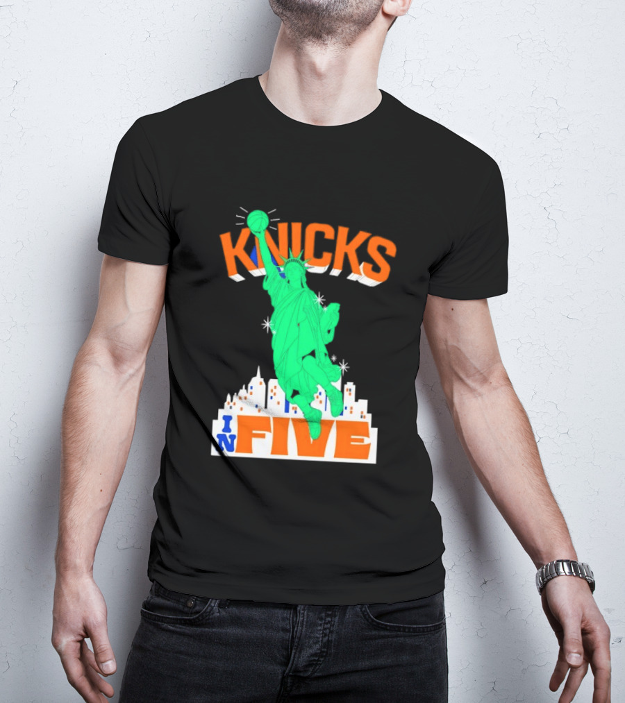 Knicks Statue Of Liberty Dunk In Five Basketball Cartoon Skyline T-Shirt