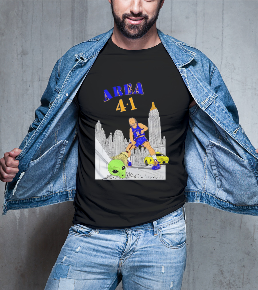 AREA 4 1 Jalen Brunson New York Knicks Vs Alien San Antonio Spurs T-Shirt