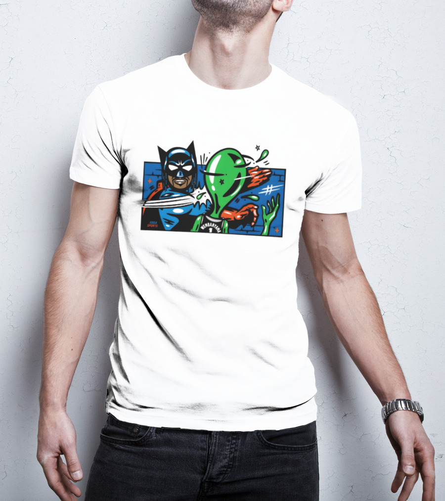 Batman Slapping Alien Knicks Beat Spurs NBA Final 2026 Soda Sports T-Shirt