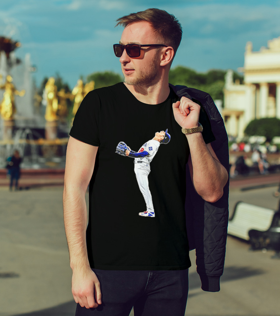 Yamamoto Yoshinobu Los Angeles Dodgers Baseball Player Celebration Pose T-Shirt