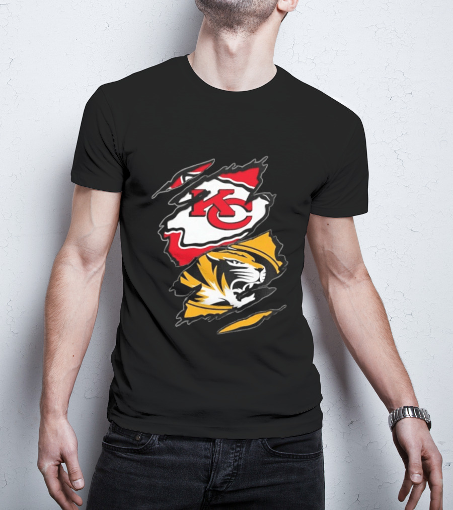 Kansas City Chiefs Missouri Tigers Two Teams One Heart Scratch Torn Sports T-Shirt