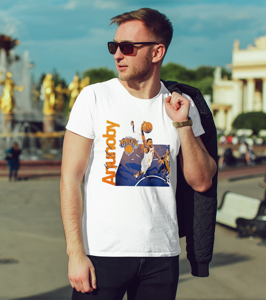 New York Knicks OG Anunoby Player Hype Dunking Action Scene T-Shirt
