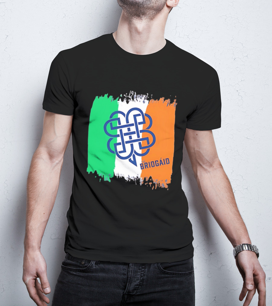 The Briogaid Irish Flag Celtic Knot Clover Ireland Shamrock T-Shirt