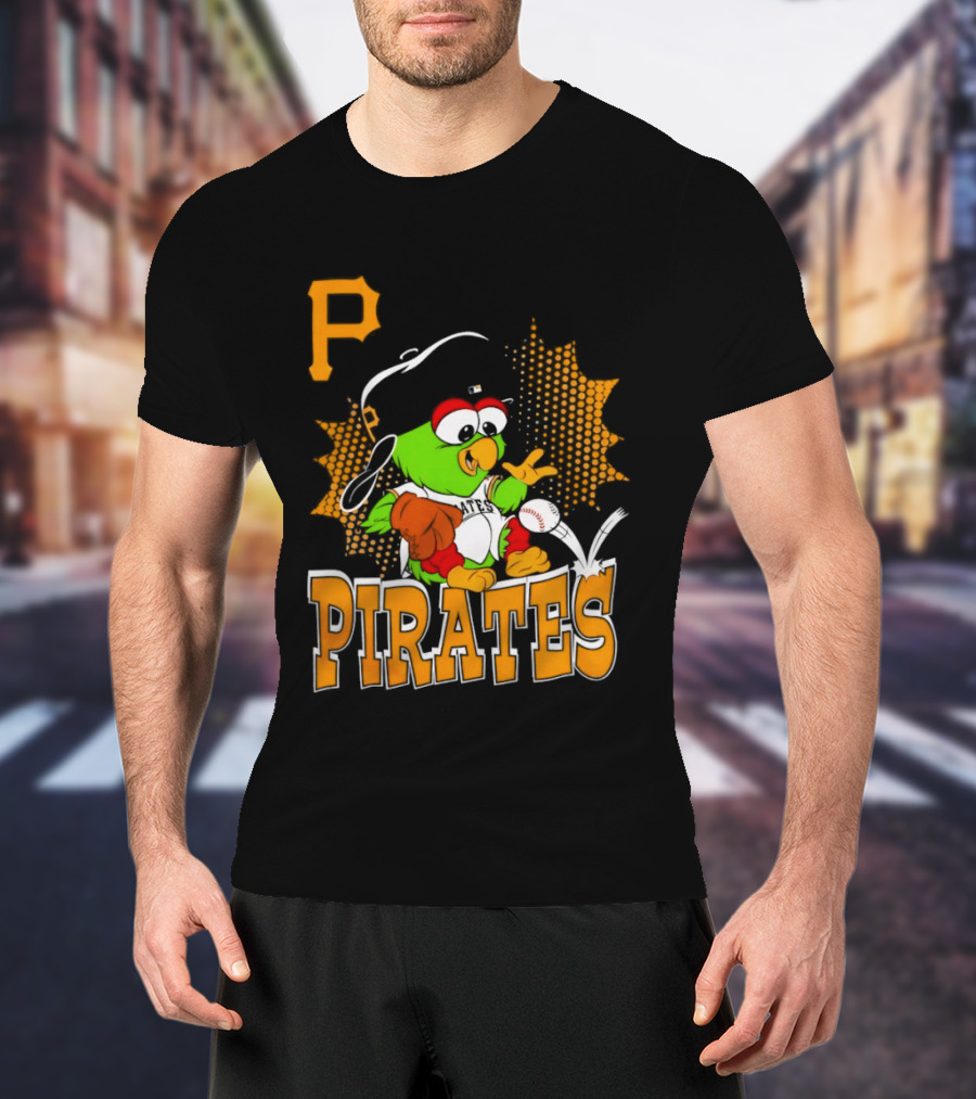 P Pittsburgh Pirates MLB Team Parrot Baseball T-Shirt