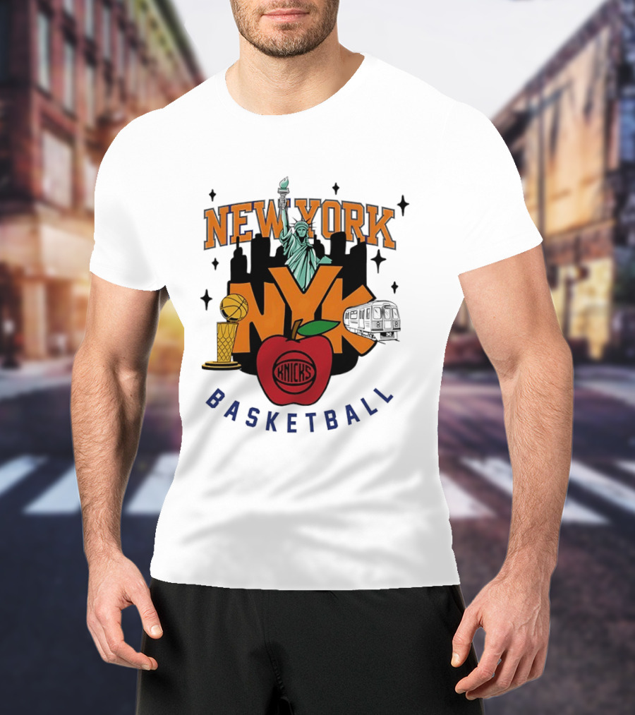 New York Knicks NYK Big Apple Basketball Statue Subway Skyline T-Shirt