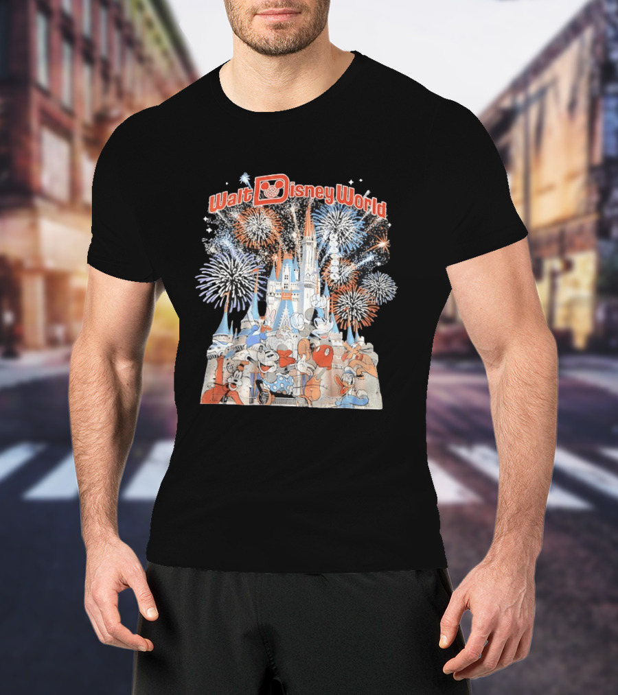 Walt Disney World Castle Fireworks Mickey Minnie Goofy T-Shirt