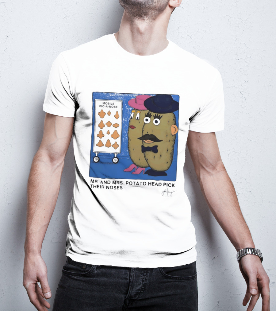 Mobile Pic A Nose Mr And Mrs Potato Head Pick Their Noses T-Shirt