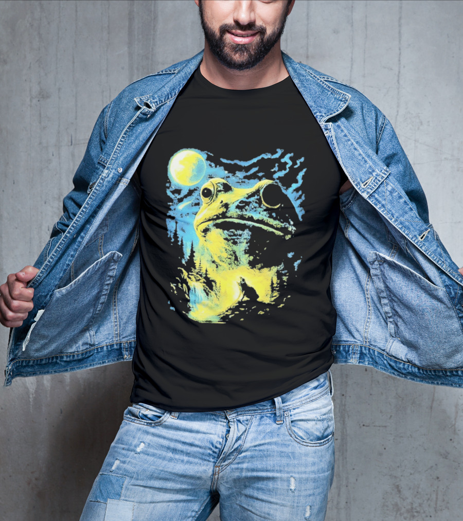 Howling Wolf Frog Moon Night Scene Surreal Fantasy T-Shirt