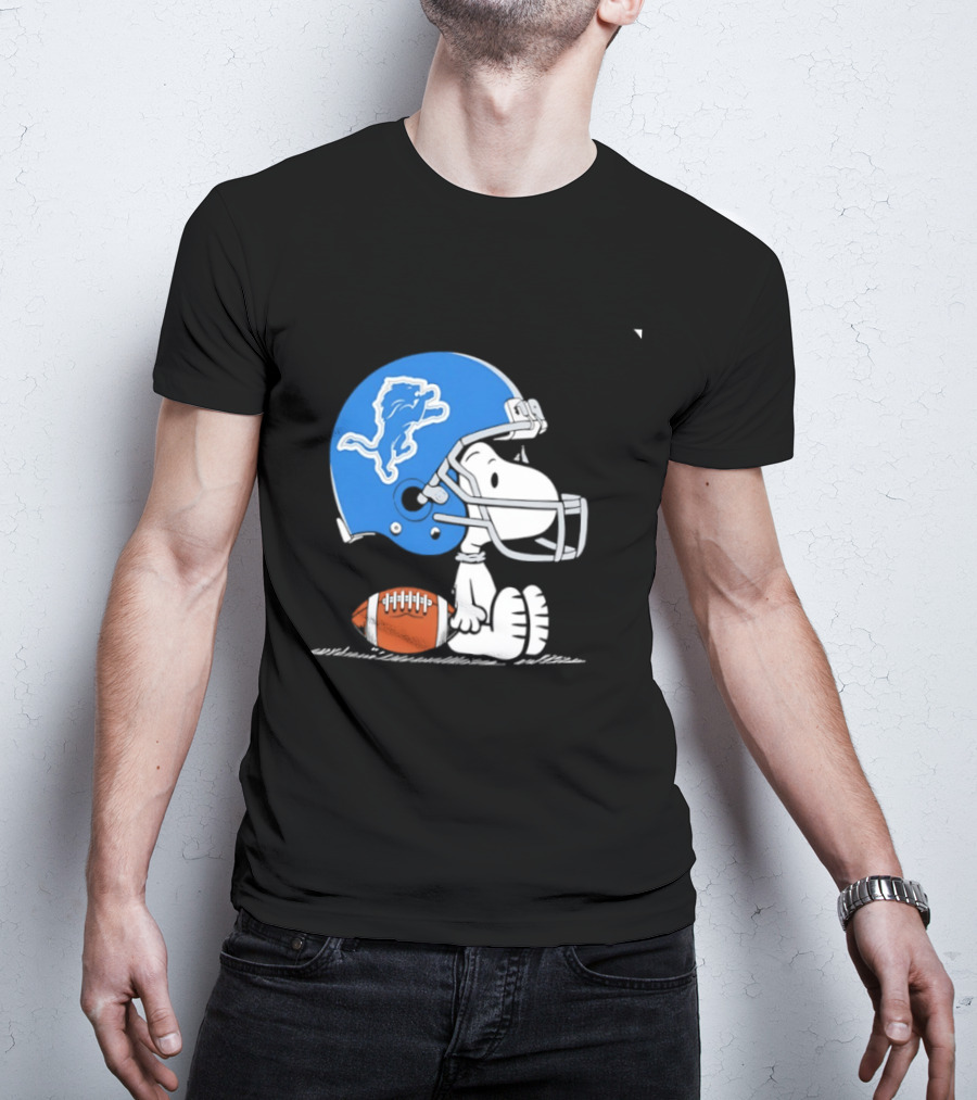 Snoopy Detroit Lions Football Helmet Collaboration NFL Peanuts T-Shirt