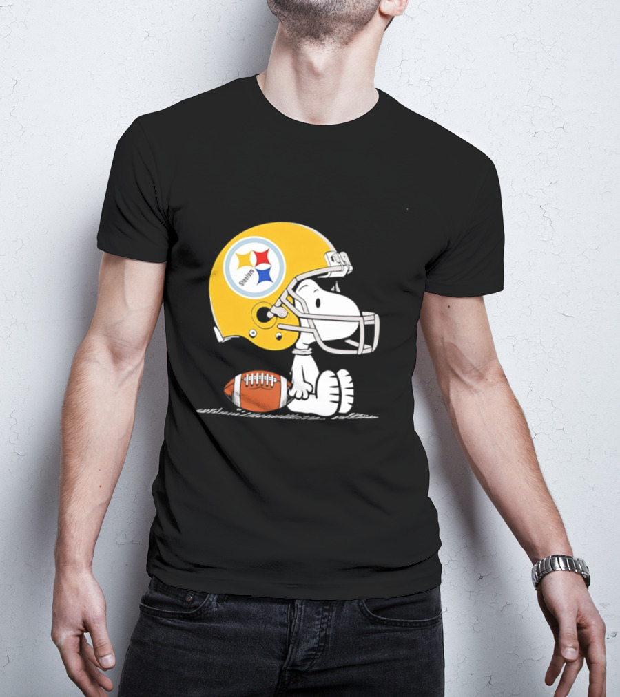 Snoopy Pittsburgh Steelers Helmet Football T-Shirt