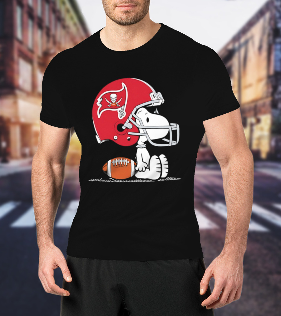 Snoopy Tampa Bay Buccaneers Football Helmet Peanuts Crossover NFL Collaboration T-Shirt