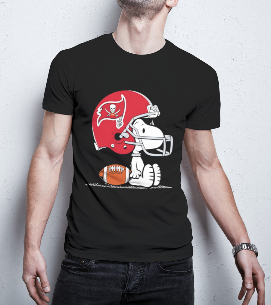 Snoopy Tampa Bay Buccaneers Football Helmet Peanuts Crossover NFL Collaboration T-Shirt