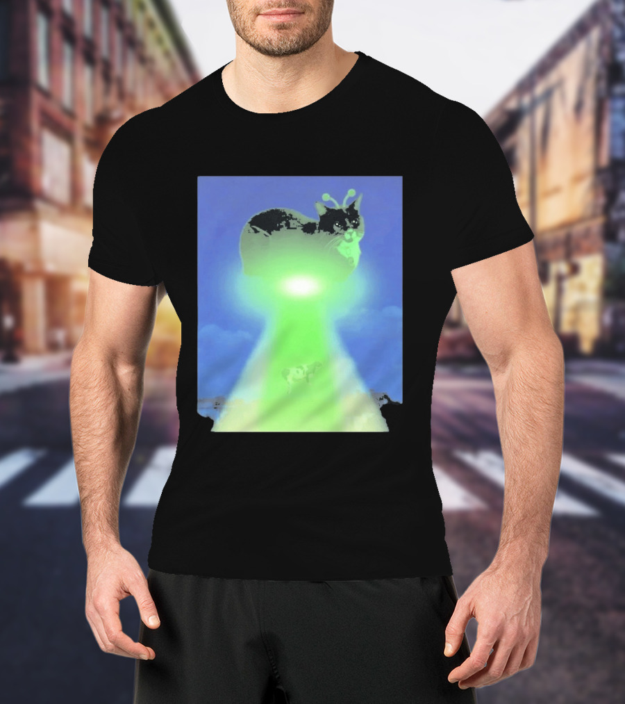 Alien Kitty UFO Beaming Cat Abduction With Tractor Beam And Cow T-Shirt