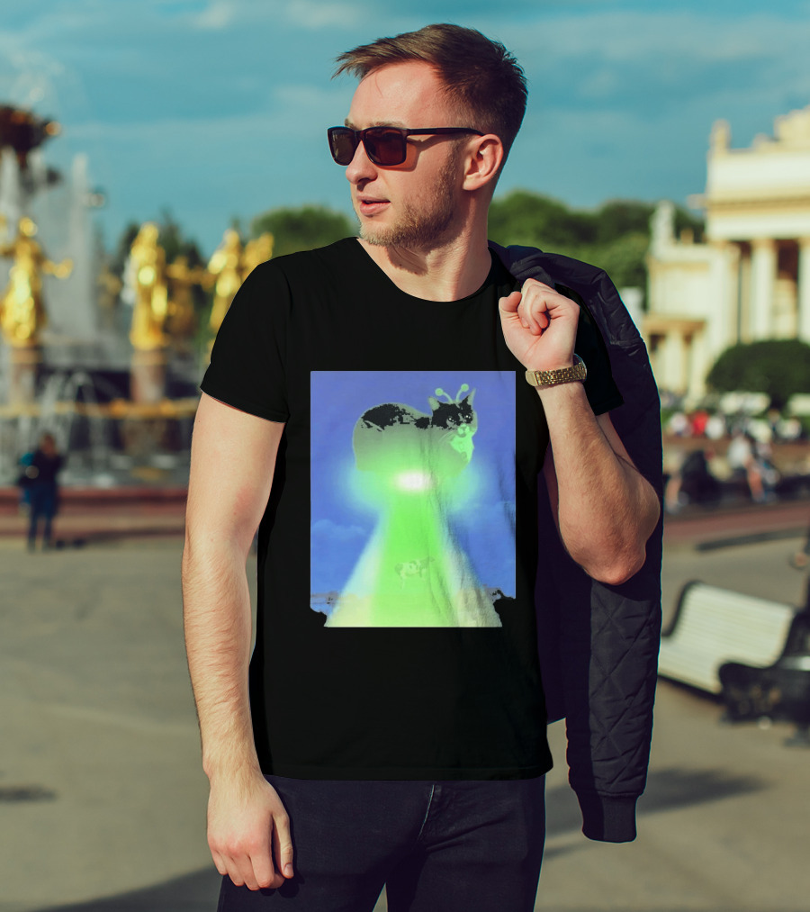 Alien Kitty UFO Beaming Cat Abduction With Tractor Beam And Cow T-Shirt